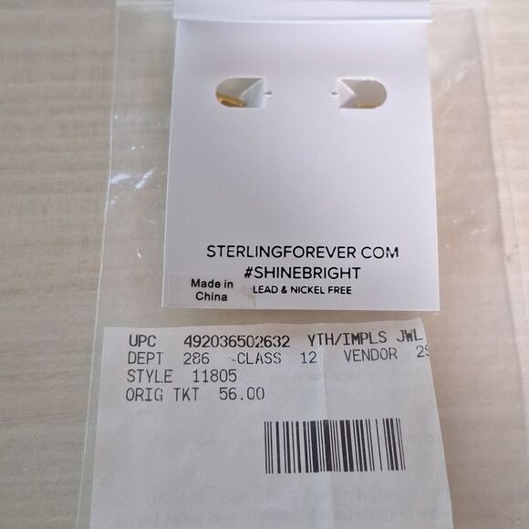 🎁Gold Multicolor Square CZ Carabiner Huggie Hoops Earring - Picture 7 of 7